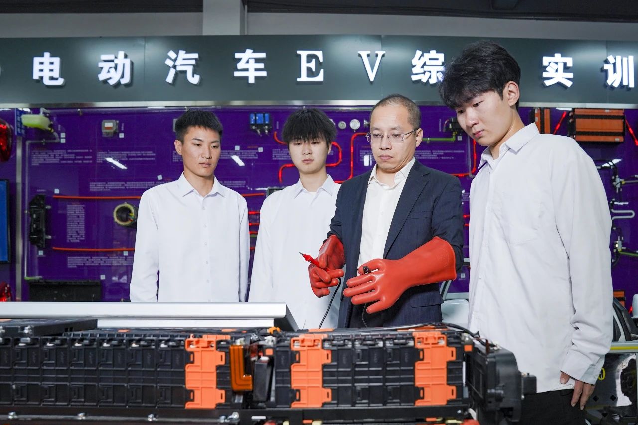 洛阳科技职业学院汽车制造与试验技术专业特色教学模式